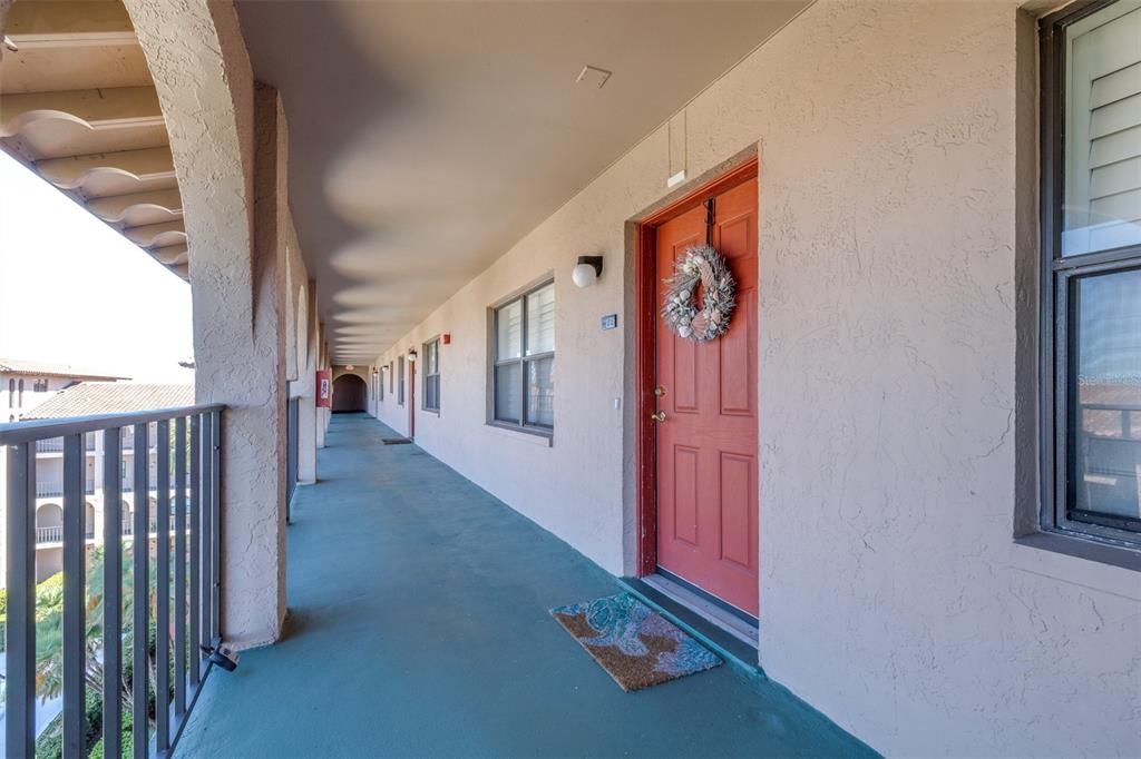 En Venta: $299,000 (2 camas, 2 baños, 1147 Pies cuadrados)