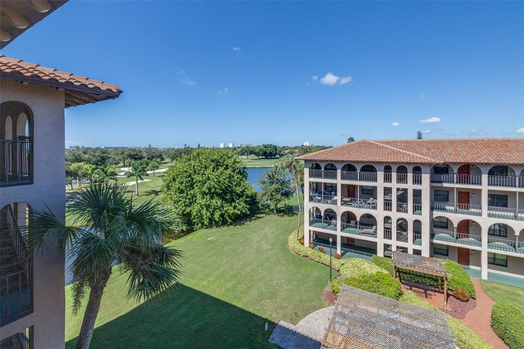 En Venta: $299,000 (2 camas, 2 baños, 1147 Pies cuadrados)