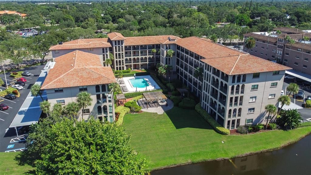 En Venta: $299,000 (2 camas, 2 baños, 1147 Pies cuadrados)