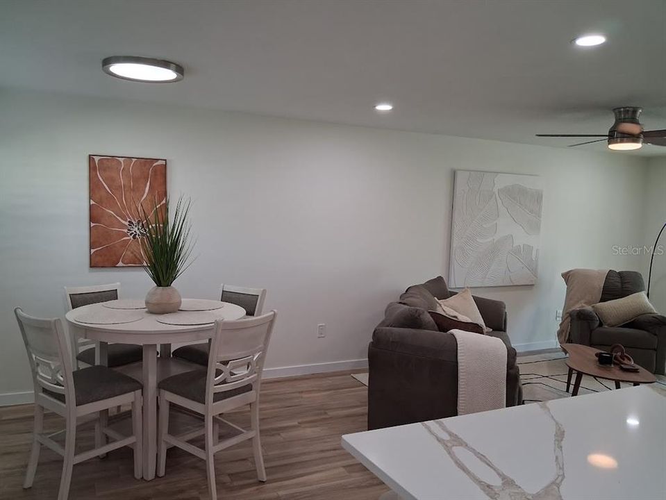 For Rent: $1,900 (1 beds, 1 baths, 669 Square Feet)