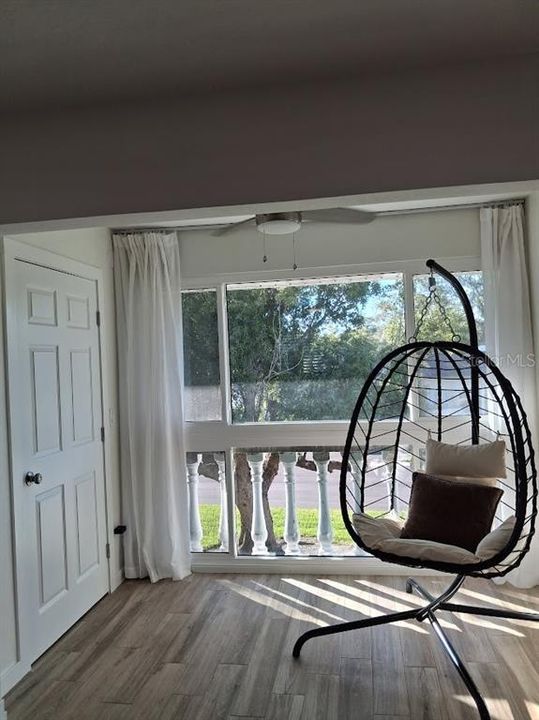 For Rent: $1,900 (1 beds, 1 baths, 669 Square Feet)