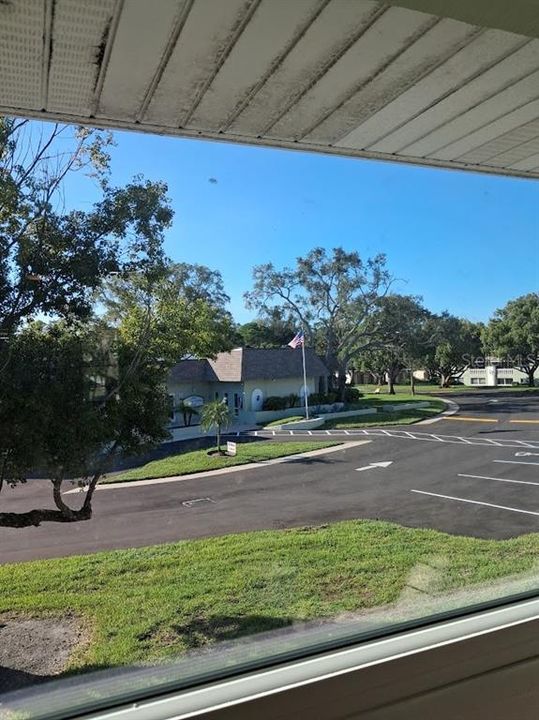 For Rent: $1,900 (1 beds, 1 baths, 669 Square Feet)