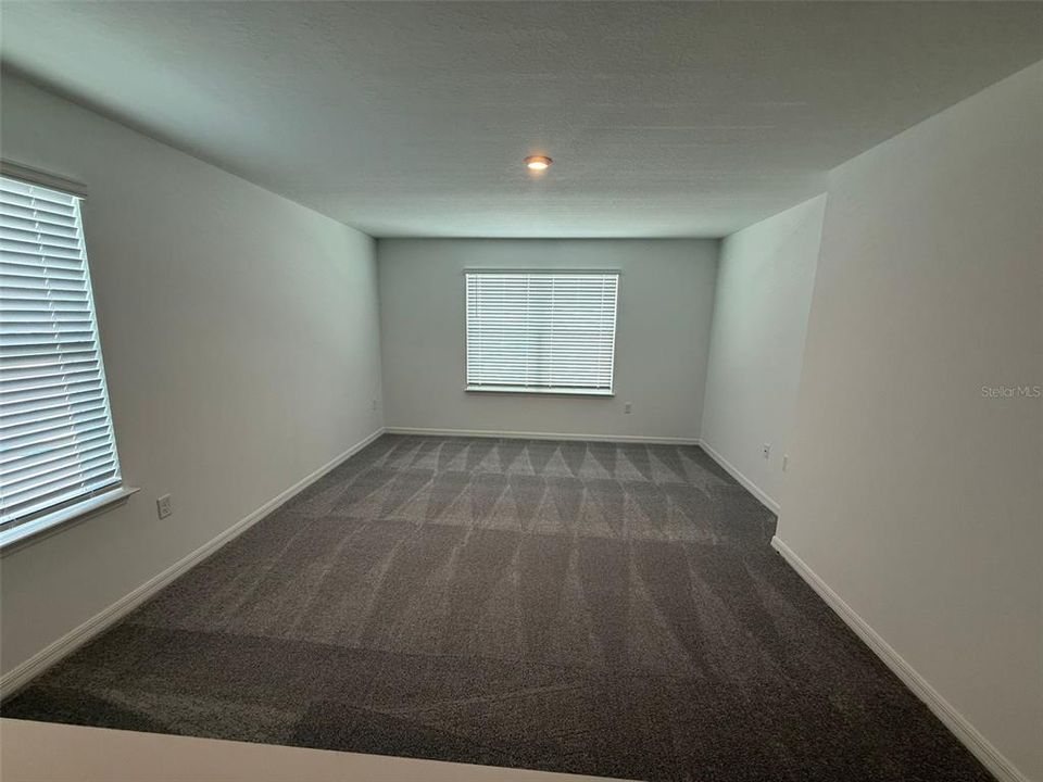 En Venta: $355,000 (5 camas, 3 baños, 2494 Pies cuadrados)