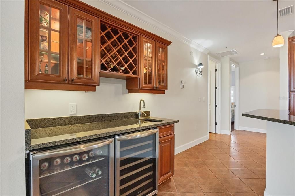 For Sale: $535,000 (2 beds, 2 baths, 1682 Square Feet)