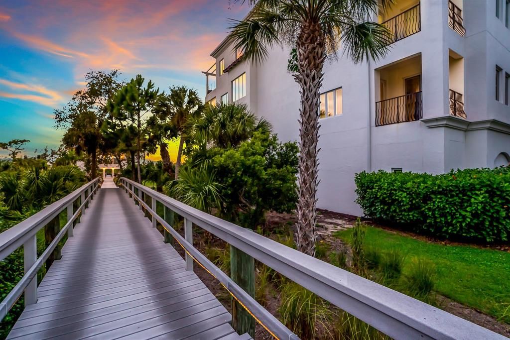 For Sale: $535,000 (2 beds, 2 baths, 1682 Square Feet)