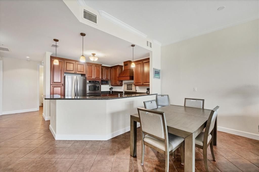 For Sale: $535,000 (2 beds, 2 baths, 1682 Square Feet)