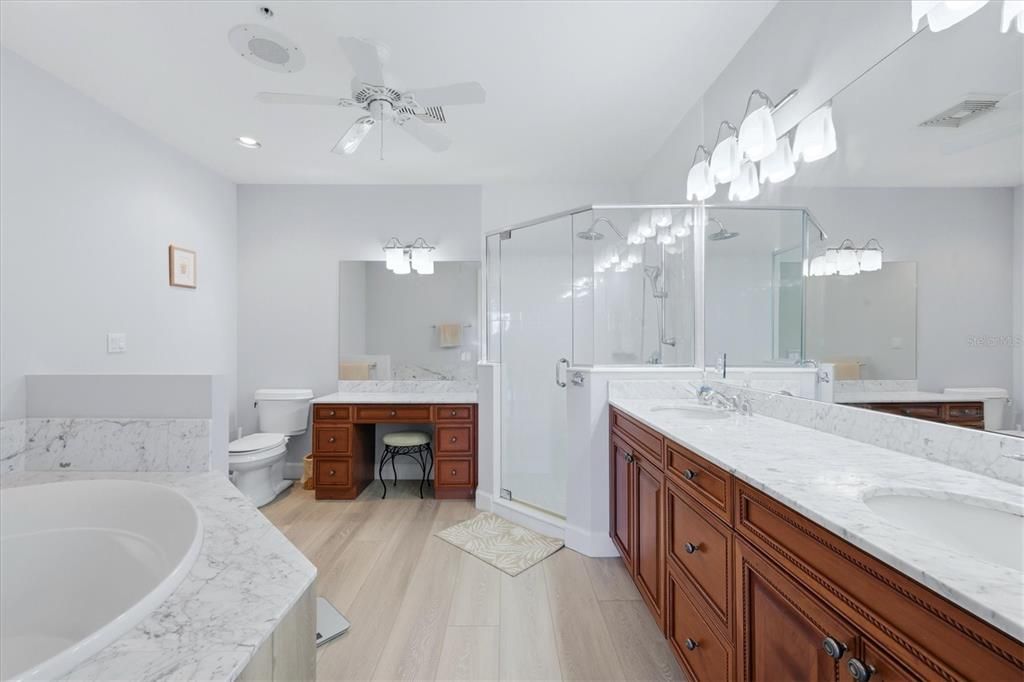 For Sale: $535,000 (2 beds, 2 baths, 1682 Square Feet)