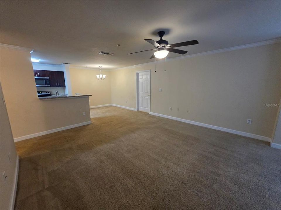 For Rent: $1,400 (2 beds, 2 baths, 1205 Square Feet)