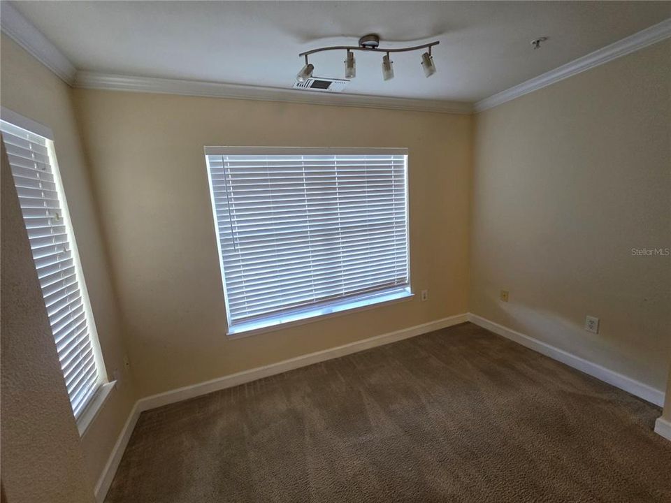 For Rent: $1,400 (2 beds, 2 baths, 1205 Square Feet)