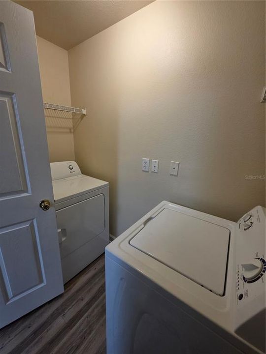 For Rent: $1,400 (2 beds, 2 baths, 1205 Square Feet)