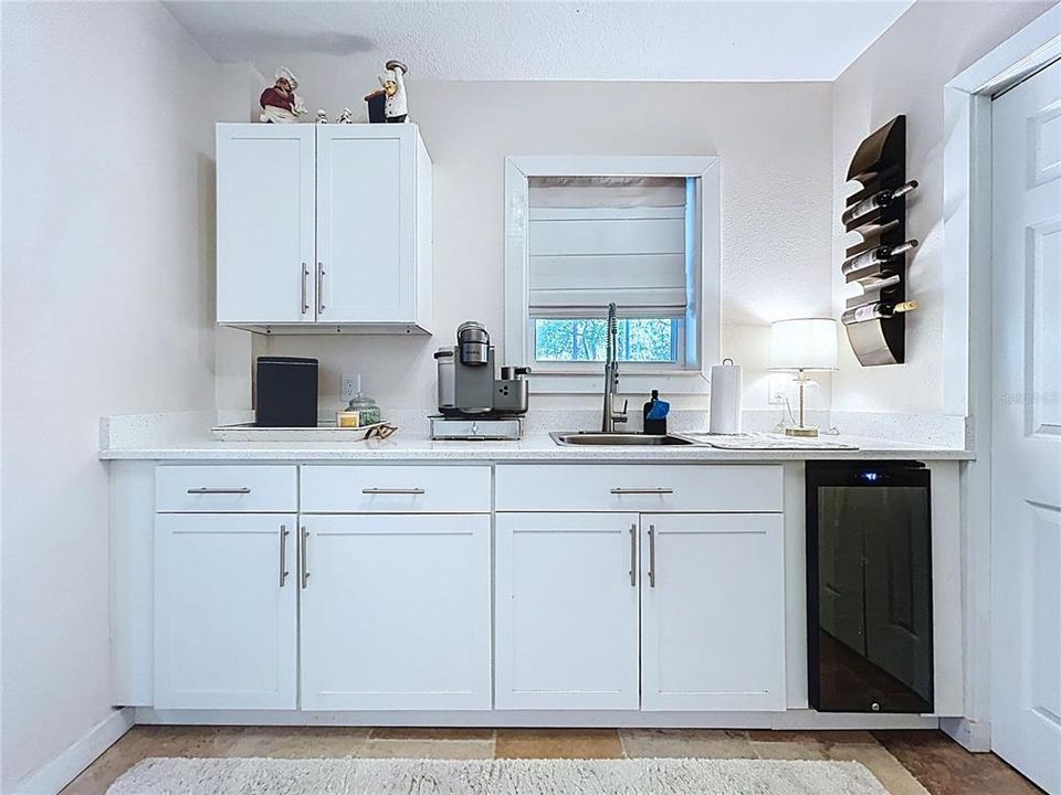 En Venta: $1,375,000 (5 camas, 3 baños, 3339 Pies cuadrados)