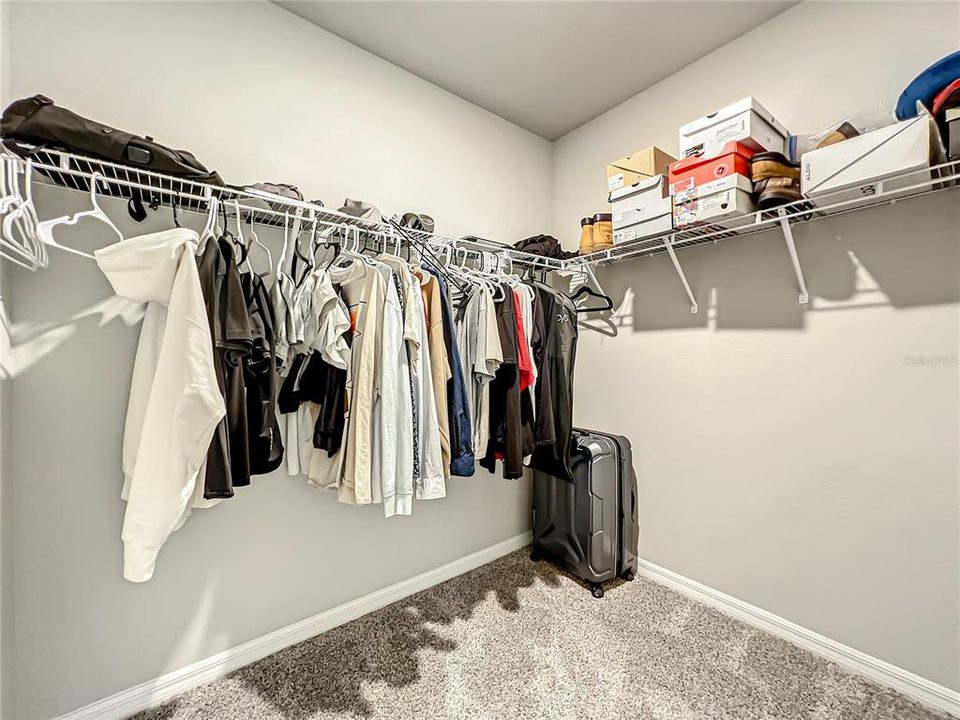 For Rent: $2,000 (3 beds, 2 baths, 1260 Square Feet)
