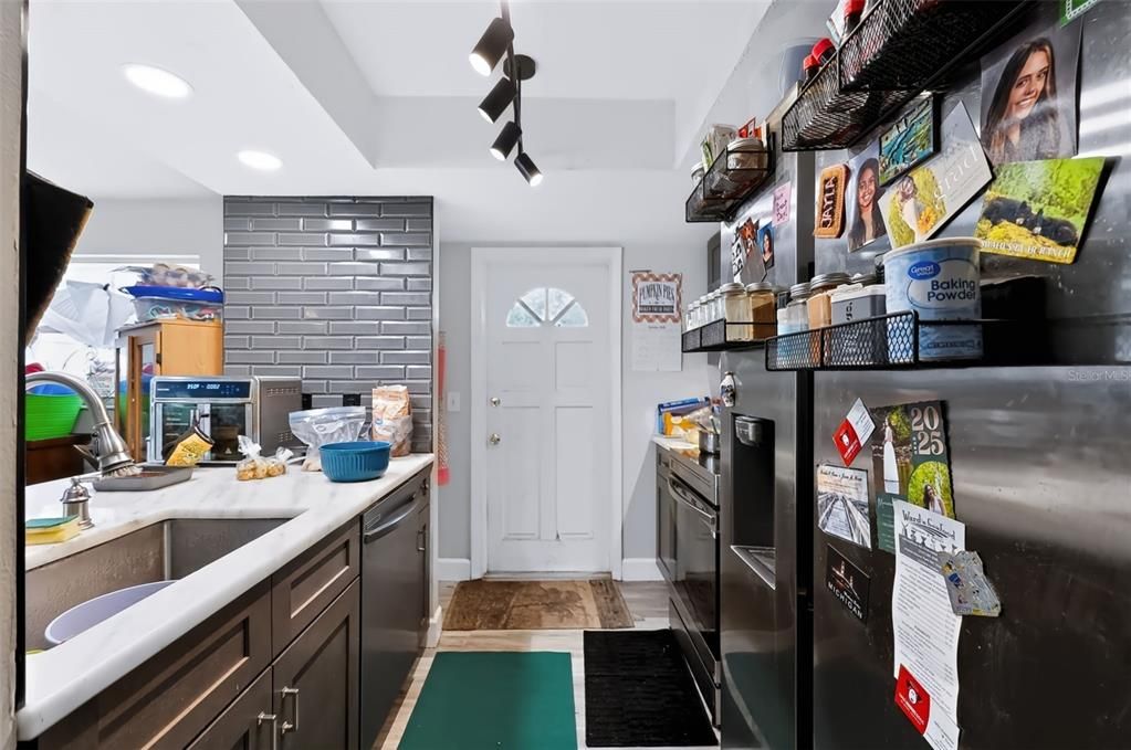 For Sale: $525,000 (4 beds, 0 baths, 2053 Square Feet)