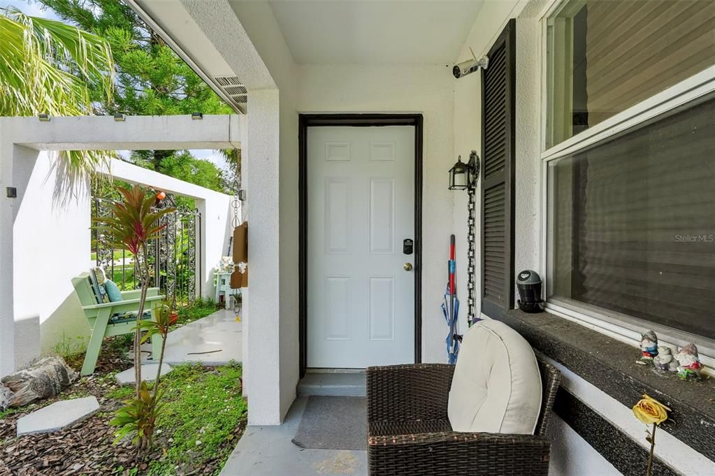 For Sale: $525,000 (4 beds, 0 baths, 2053 Square Feet)