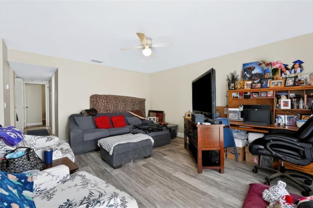 For Sale: $525,000 (4 beds, 0 baths, 2053 Square Feet)