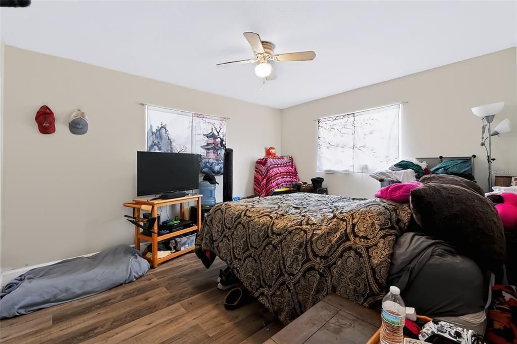For Sale: $525,000 (4 beds, 0 baths, 2053 Square Feet)