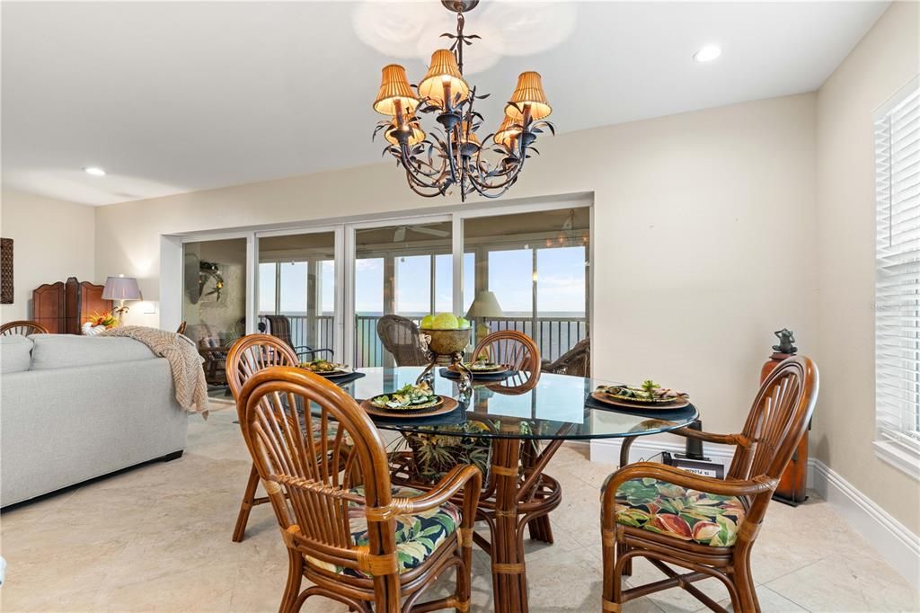 For Sale: $310,000 (3 beds, 2 baths, 1592 Square Feet)
