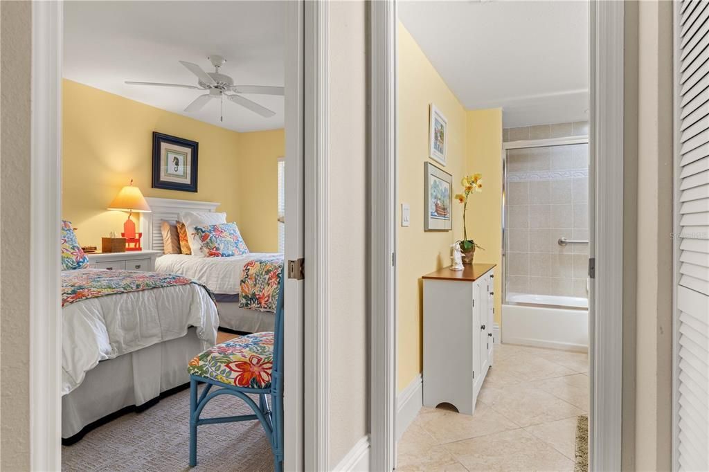 For Sale: $310,000 (3 beds, 2 baths, 1592 Square Feet)