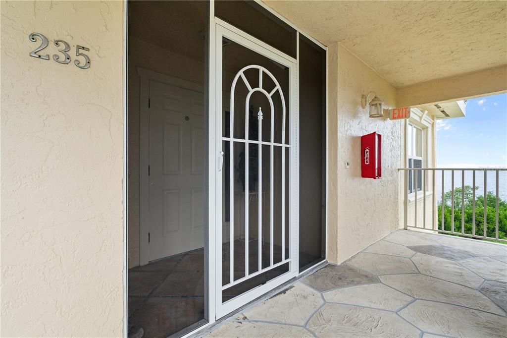 For Sale: $310,000 (3 beds, 2 baths, 1592 Square Feet)