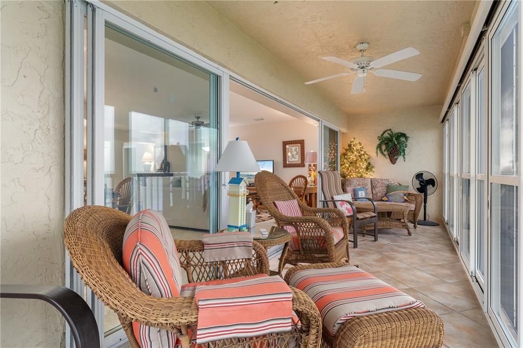 For Sale: $310,000 (3 beds, 2 baths, 1592 Square Feet)