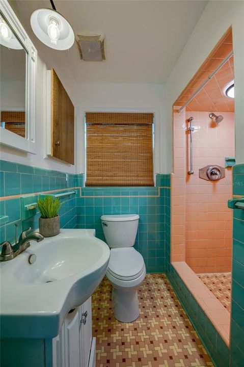 En Venta: $325,000 (3 camas, 2 baños, 1547 Pies cuadrados)