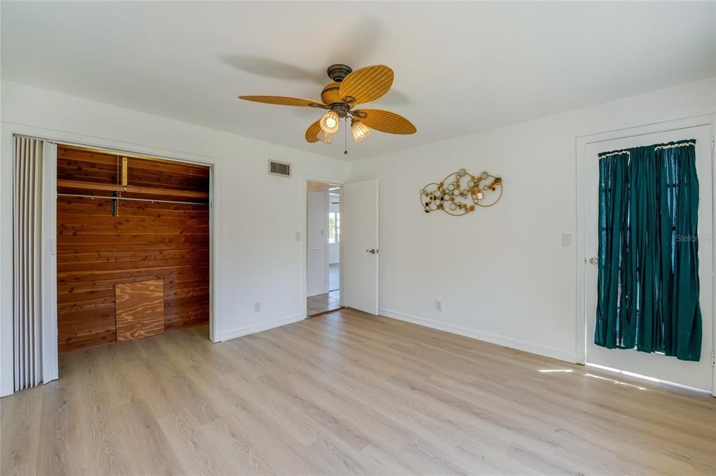 En Venta: $325,000 (3 camas, 2 baños, 1547 Pies cuadrados)
