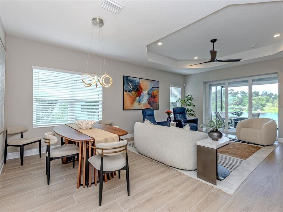 En Venta: $549,000 (3 camas, 2 baños, 1850 Pies cuadrados)