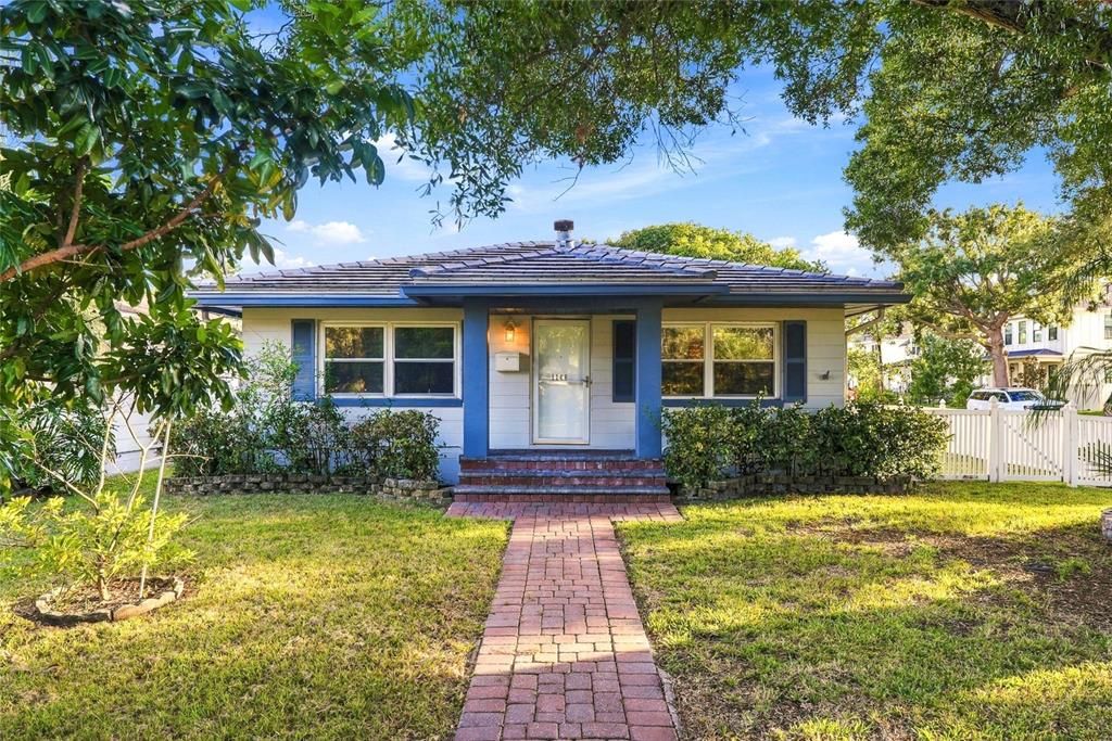 En Venta: $513,500 (3 camas, 2 baños, 1367 Pies cuadrados)