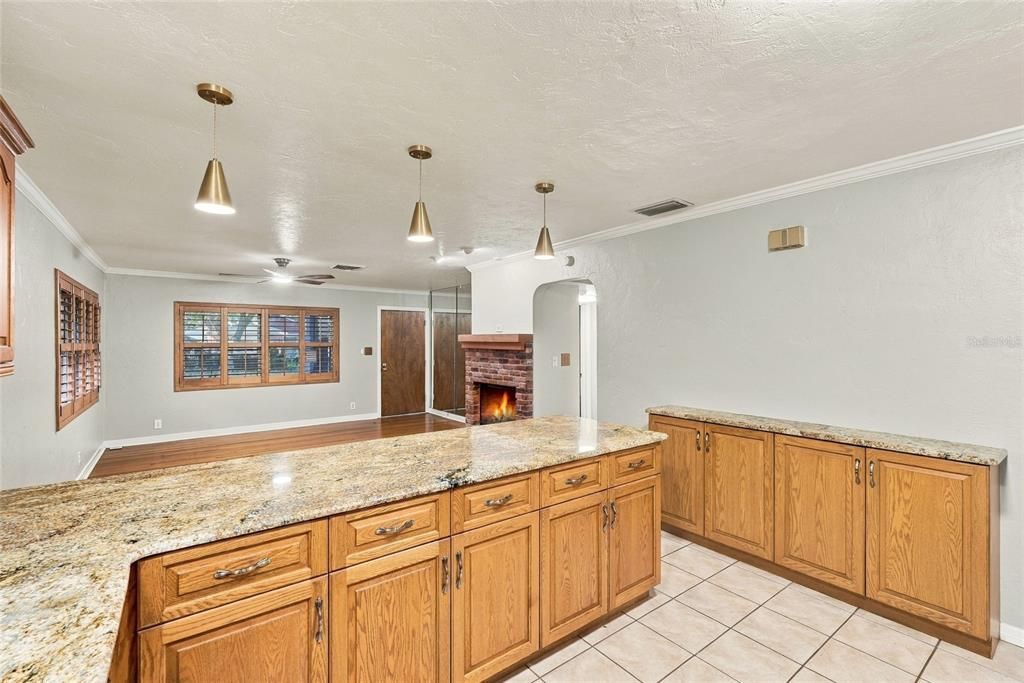 En Venta: $513,500 (3 camas, 2 baños, 1367 Pies cuadrados)