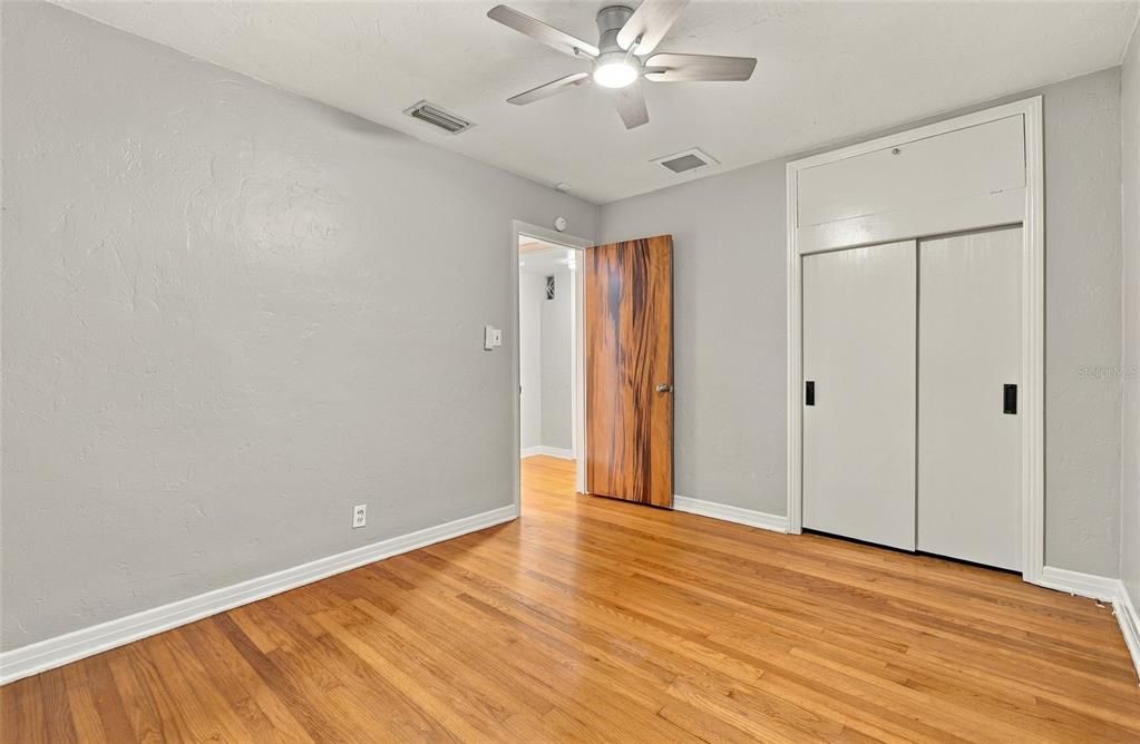 En Venta: $513,500 (3 camas, 2 baños, 1367 Pies cuadrados)