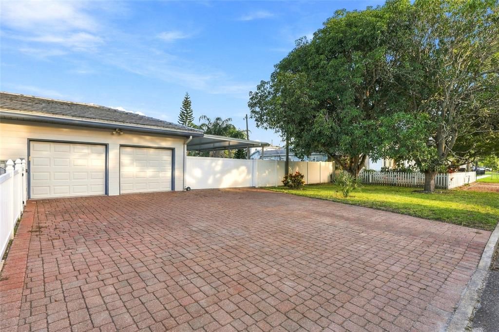 En Venta: $513,500 (3 camas, 2 baños, 1367 Pies cuadrados)
