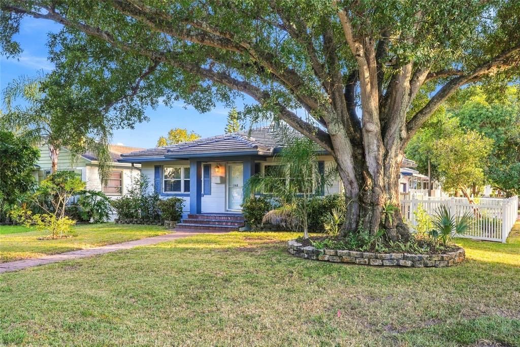 En Venta: $513,500 (3 camas, 2 baños, 1367 Pies cuadrados)