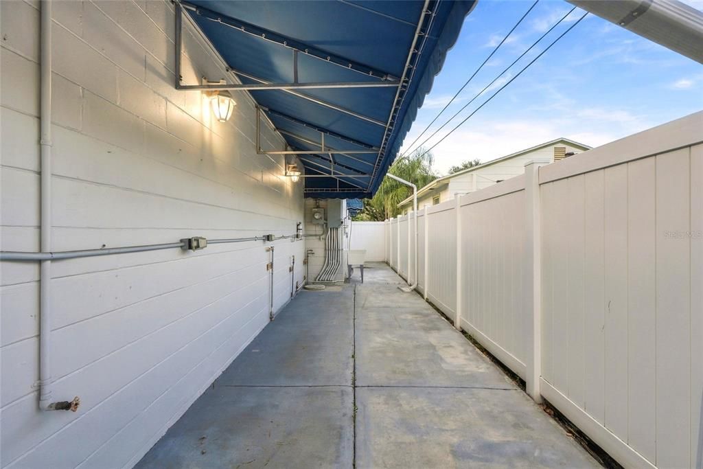 En Venta: $513,500 (3 camas, 2 baños, 1367 Pies cuadrados)