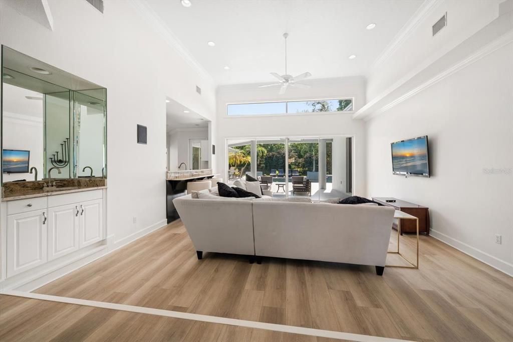 En Venta: $1,299,000 (4 camas, 3 baños, 3094 Pies cuadrados)