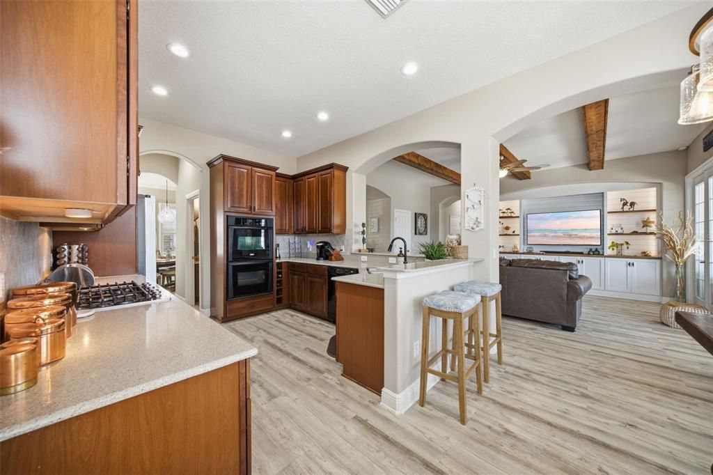 For Sale: $1,200,000 (4 beds, 2 baths, 2799 Square Feet)