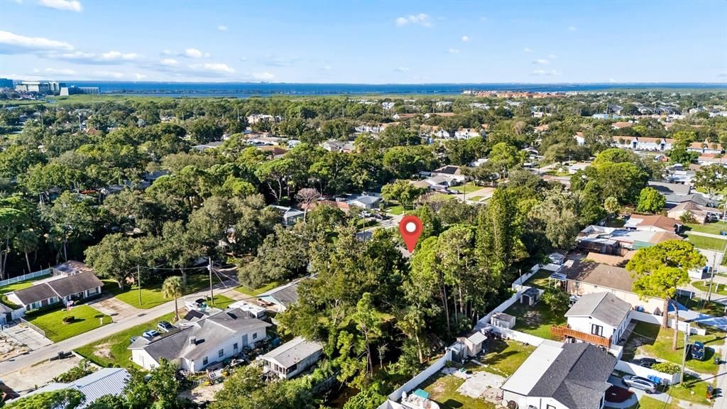 En Venta: $469,000 (3 camas, 2 baños, 2095 Pies cuadrados)