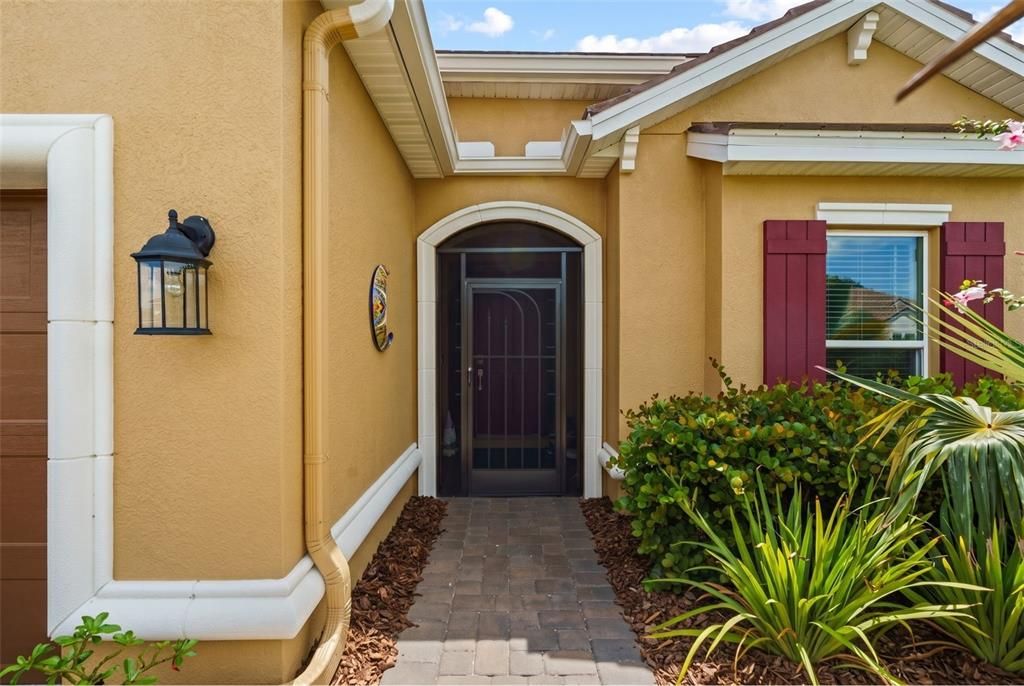 En Venta: $679,000 (3 camas, 3 baños, 2369 Pies cuadrados)
