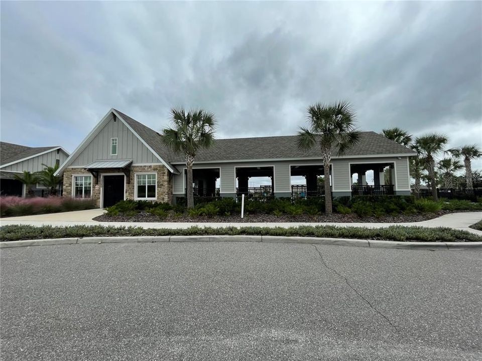For Sale: $780,000 (5 beds, 4 baths, 4295 Square Feet)