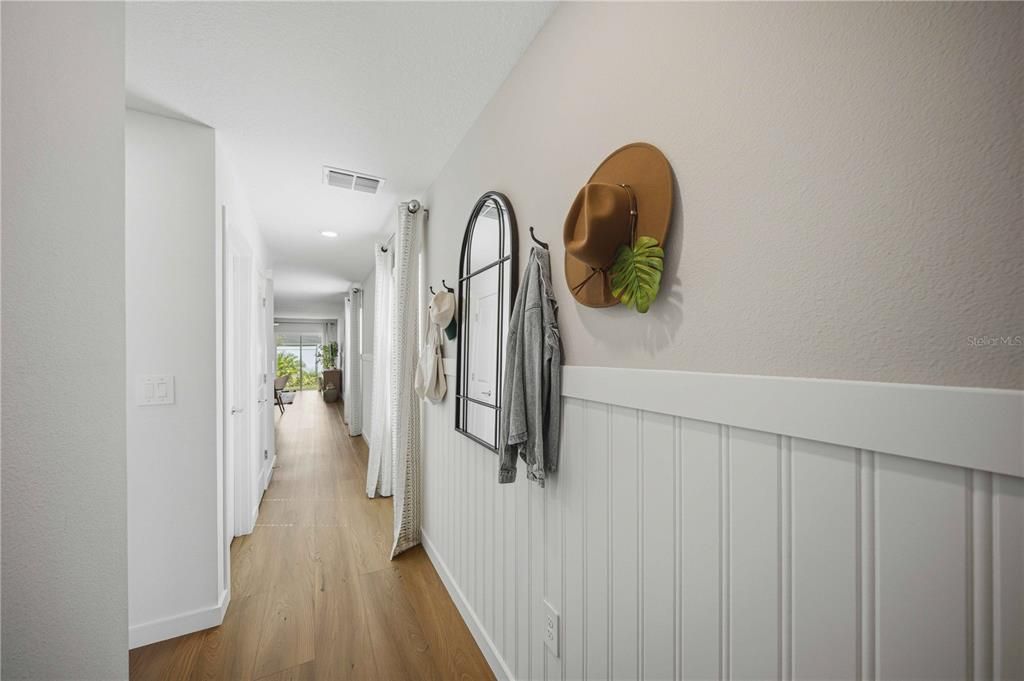 На продажу: $235,990 (4 спален, 2 ванн, 1571 Квадратных фут)