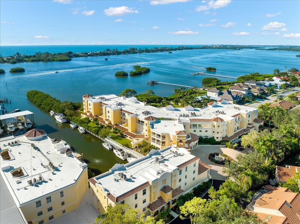 En Venta: $640,000 (3 camas, 2 baños, 1736 Pies cuadrados)