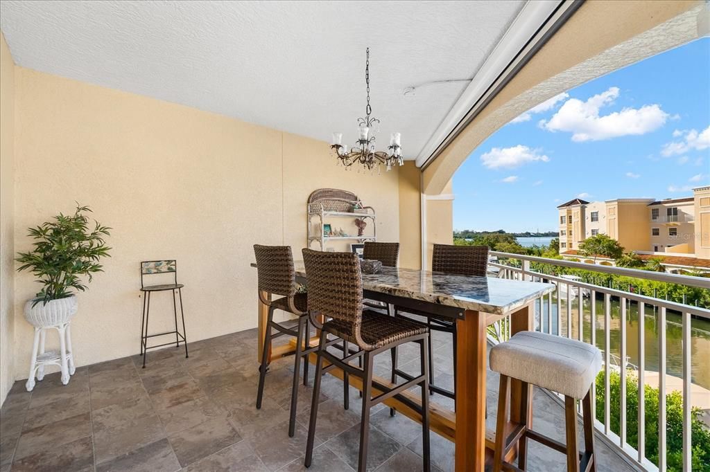 En Venta: $640,000 (3 camas, 2 baños, 1736 Pies cuadrados)