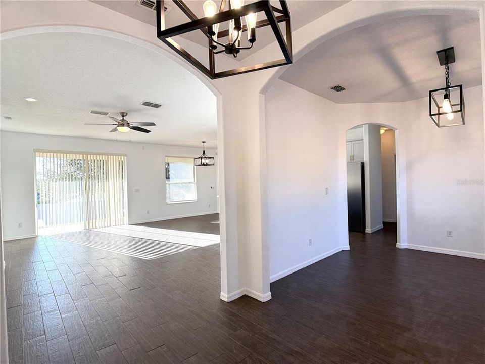 For Rent: $2,800 (4 beds, 3 baths, 2288 Square Feet)