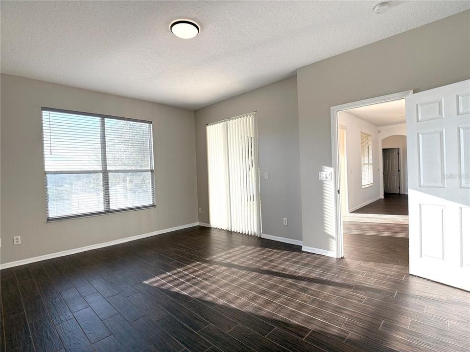 For Rent: $2,800 (4 beds, 3 baths, 2288 Square Feet)
