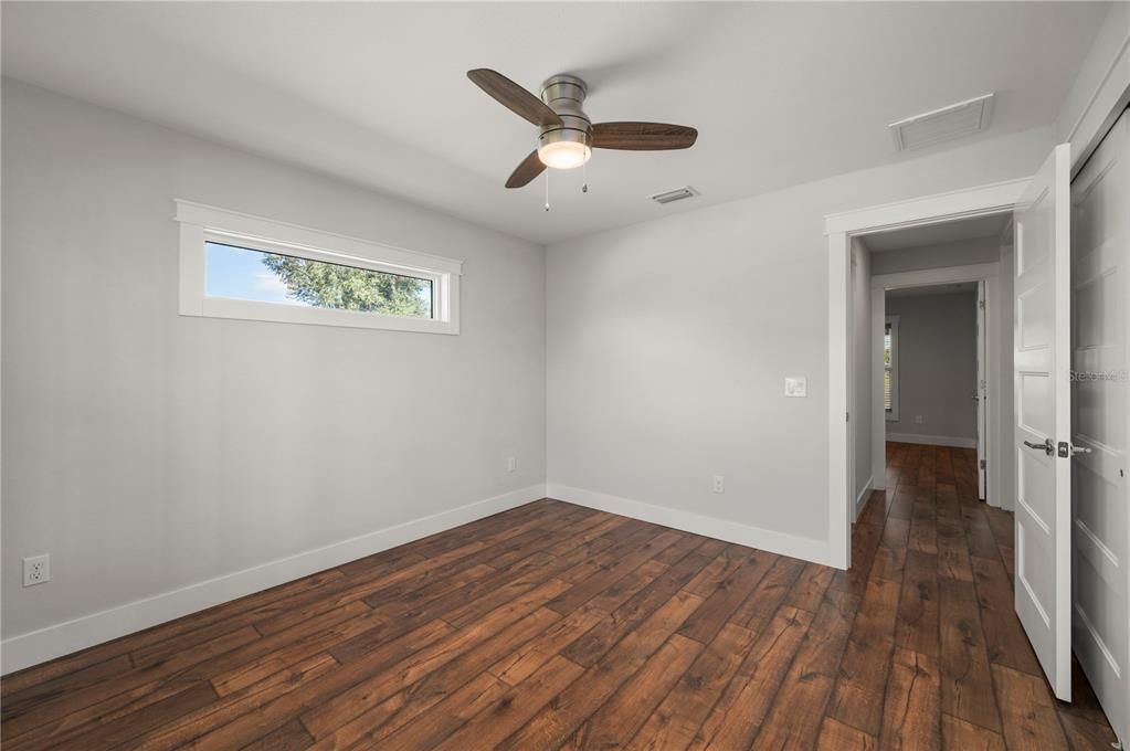 En Venta: $329,900 (3 camas, 2 baños, 1619 Pies cuadrados)