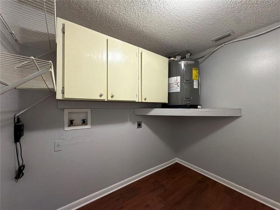 На продажу: $316,000 (3 спален, 1 ванн, 1089 Квадратных фут)