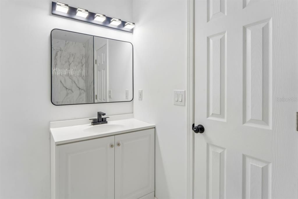 For Sale: $299,900 (3 beds, 2 baths, 1328 Square Feet)
