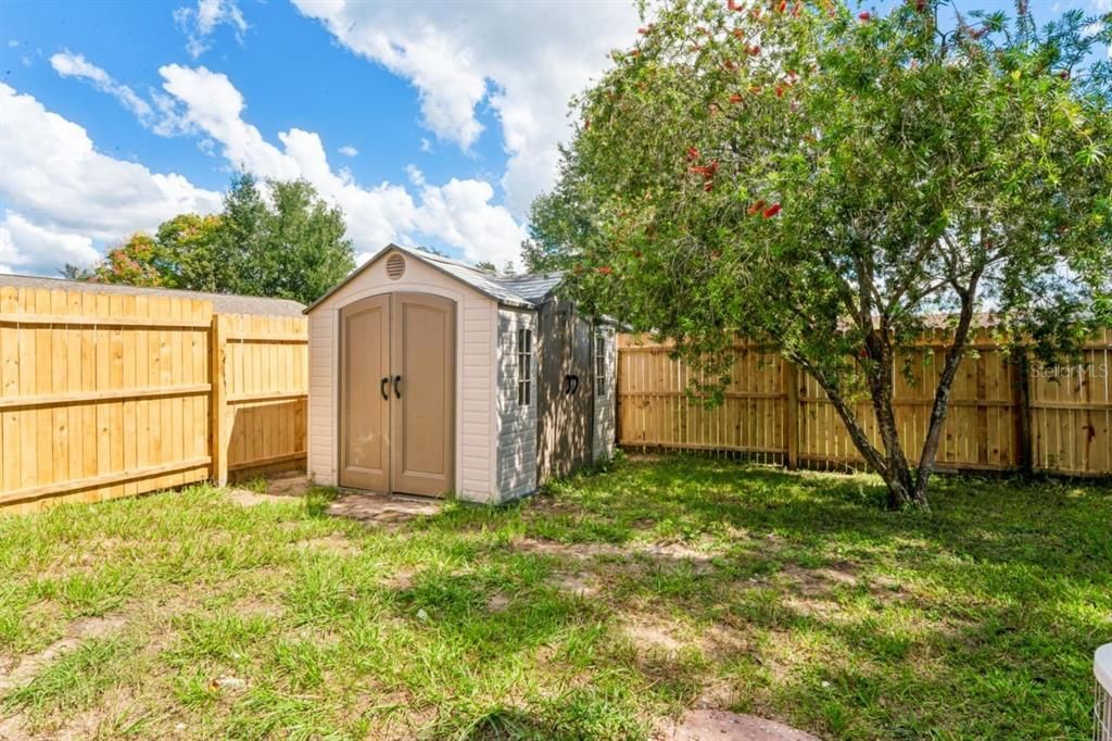 For Sale: $299,900 (3 beds, 2 baths, 1328 Square Feet)