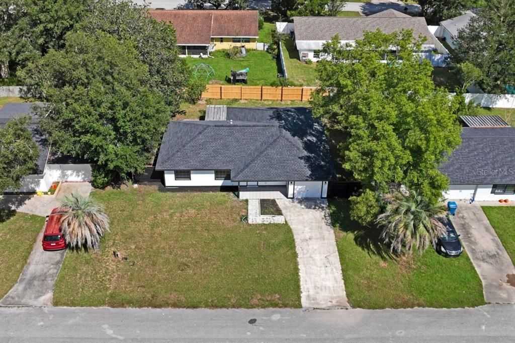 For Sale: $299,900 (3 beds, 2 baths, 1328 Square Feet)