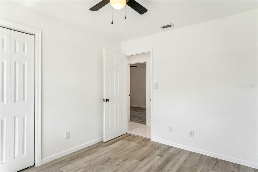 For Sale: $299,900 (3 beds, 2 baths, 1328 Square Feet)