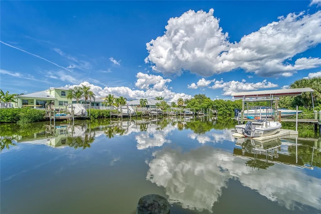 For Sale: $1,400,000 (4 beds, 3 baths, 3028 Square Feet)